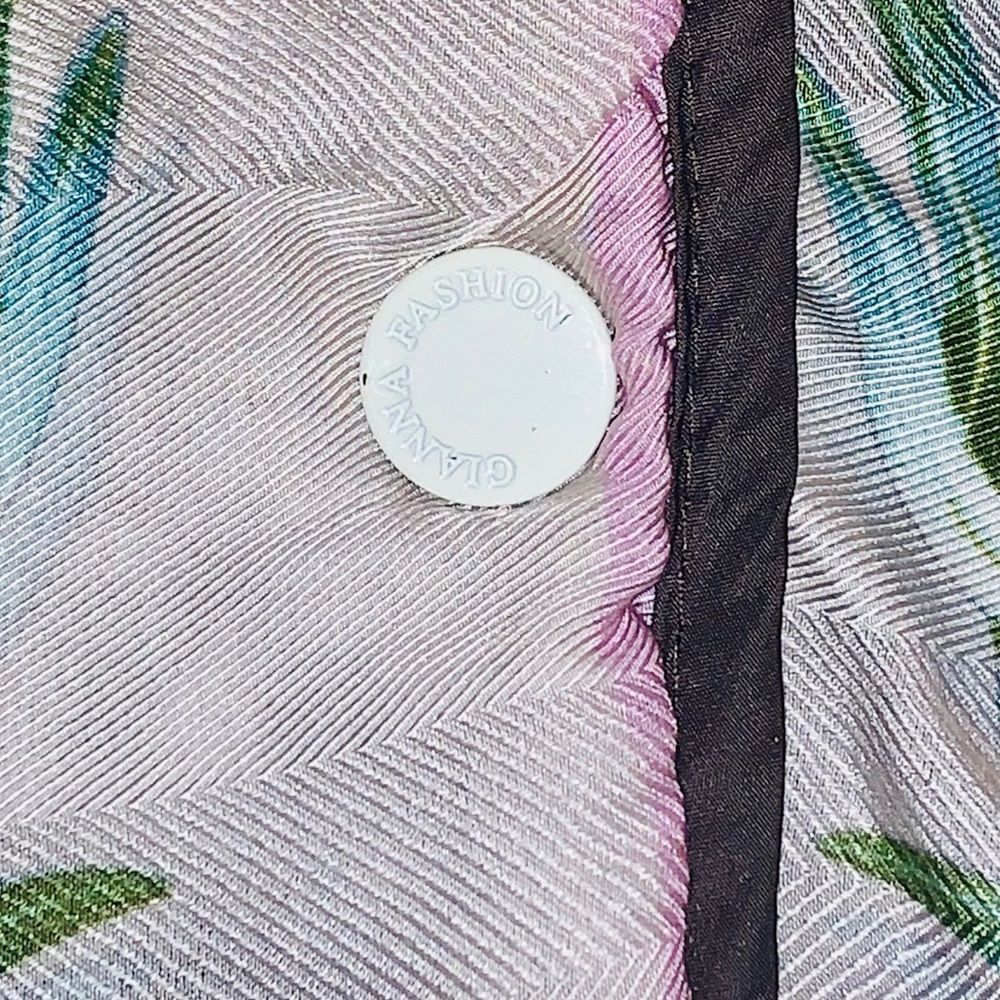 Gianna Fashion Hummingbird & Butterfly Jacket. - Picture 5 of 7